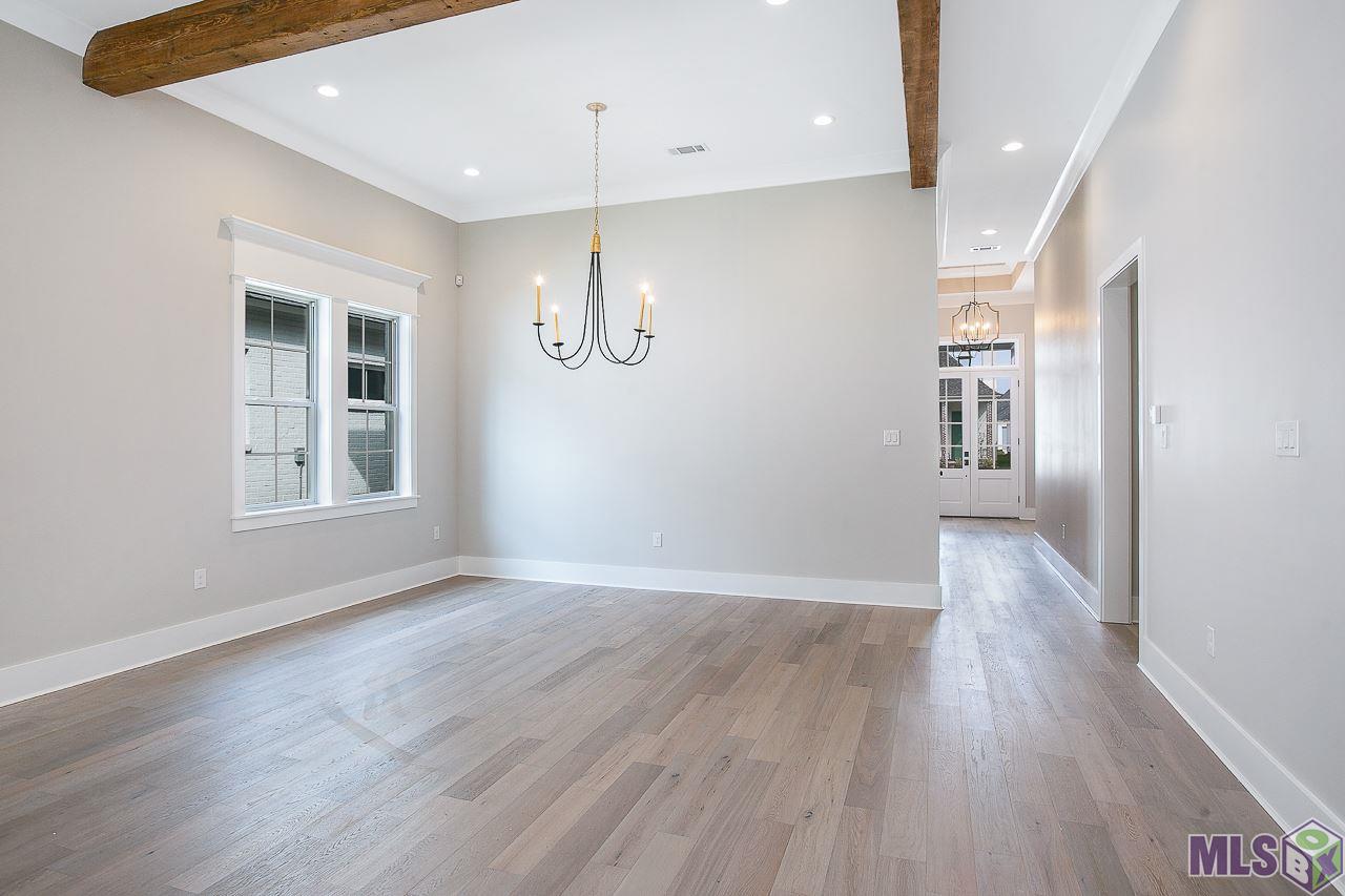 1624 Sugar Cane Baton Rouge, LA 70810 - Photo 10 of 45 Dining room area