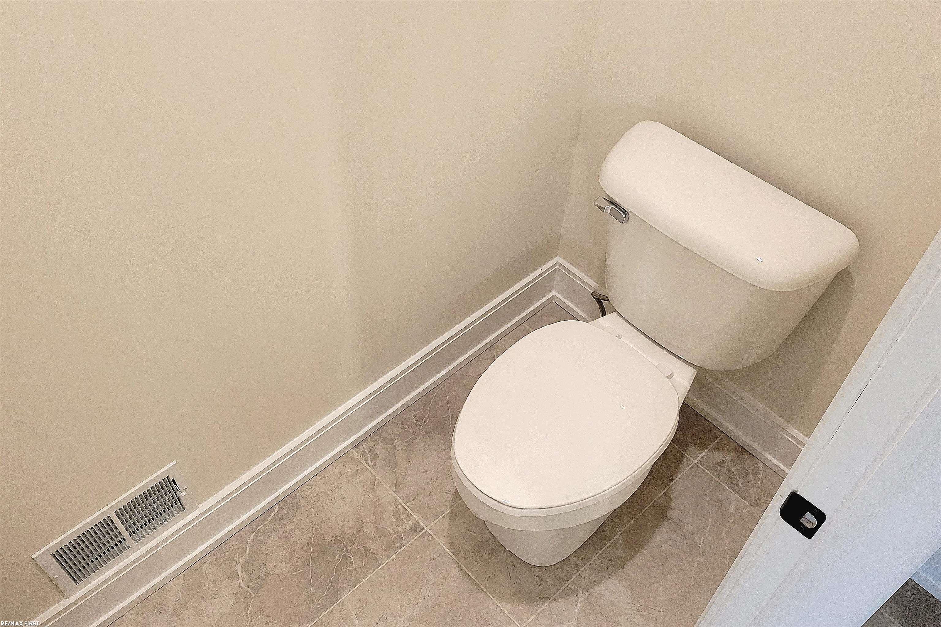 3072 Claret Lane, Unit 11 Rochester, MI 48309 - Photo 32 of 45