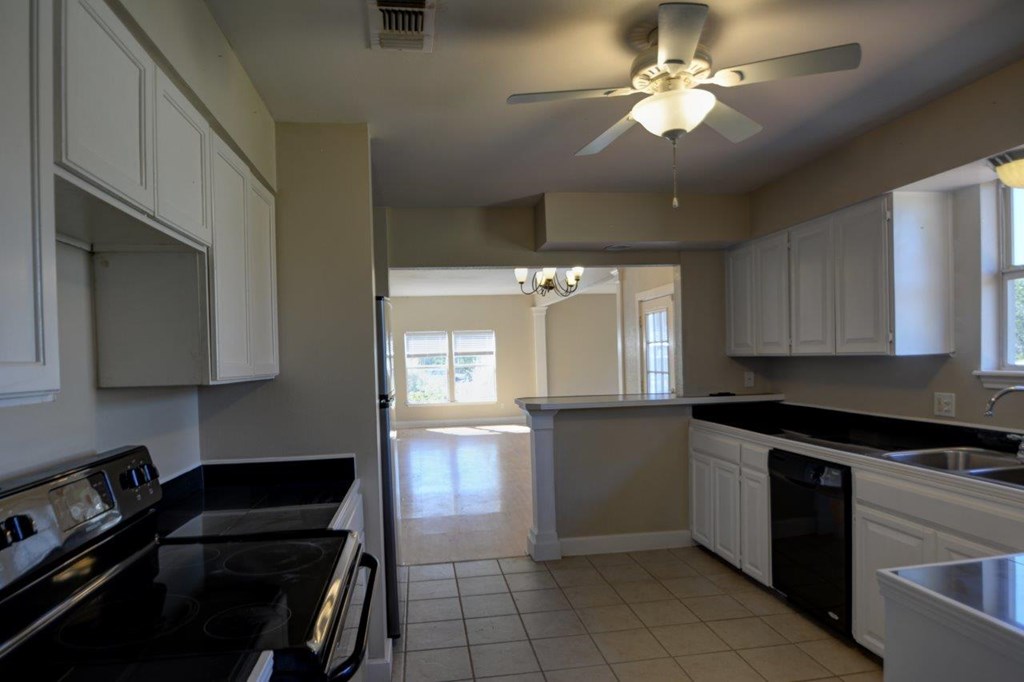659 A Town Creek Road Kerrville, TX 78028 - Photo 12 of 35