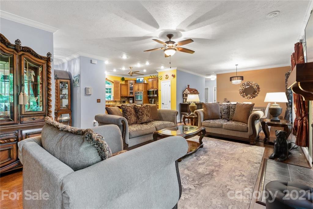 514 Morris Road Mills River, NC 28759 - Photo 6 of 34 Gallery Image 6