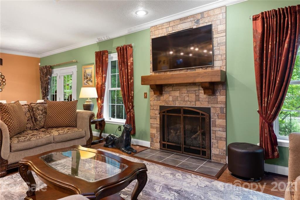 514 Morris Road Mills River, NC 28759 - Photo 8 of 34 Gallery Image 8