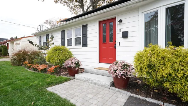 $379,900 | 11 North Rose Street, East Providence, RI 02914