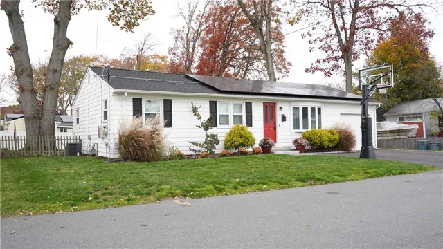 $379,900 | 11 North Rose Street, East Providence, RI 02914