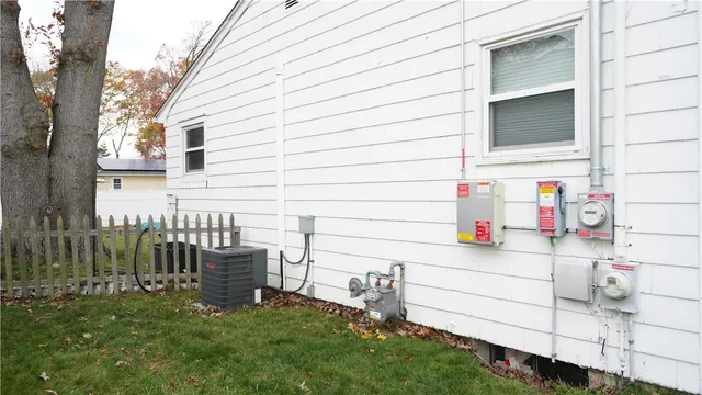 $379,900 | 11 North Rose Street, East Providence, RI 02914