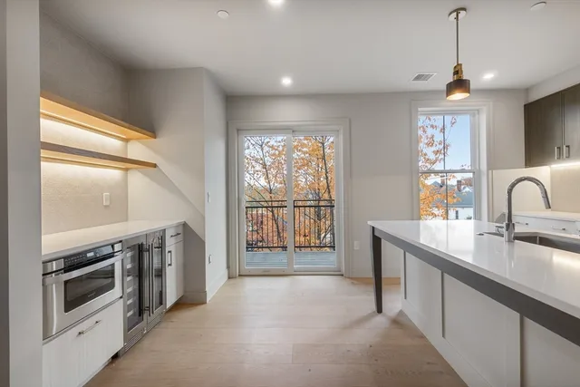 $865,000 | 59 Spear Street, Unit 302, Quincy, MA 02169