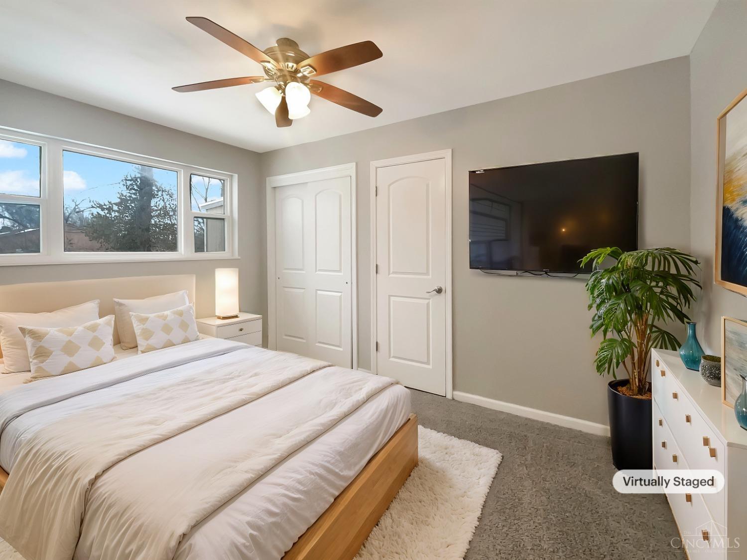 212 Riddle Road Woodlawn, OH 45215 - Photo 4 of 16 Gallery Image 4