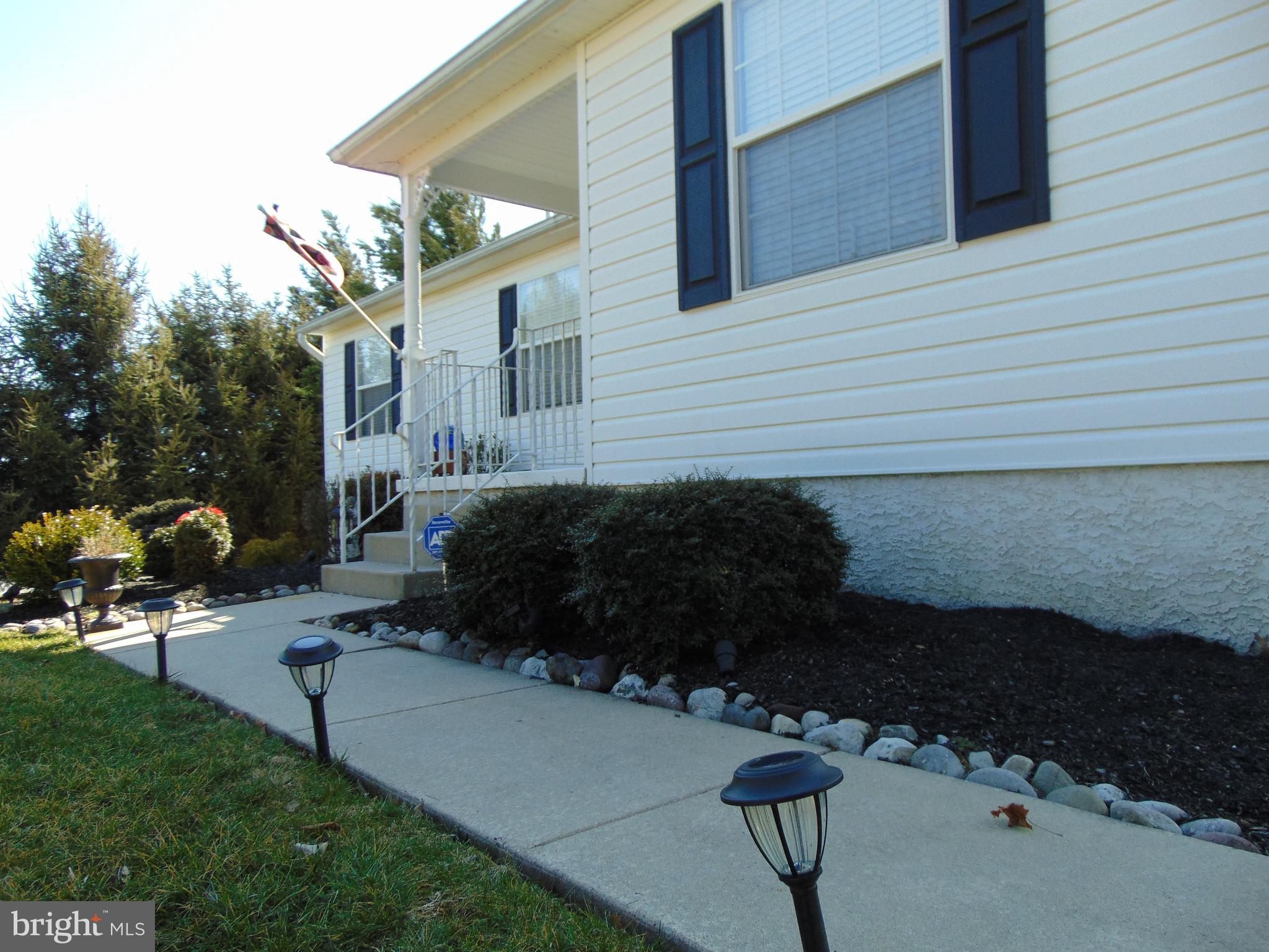 1176 Church Road Springfield, PA 19064 - Photo 35 of 37 Level walk way to front door