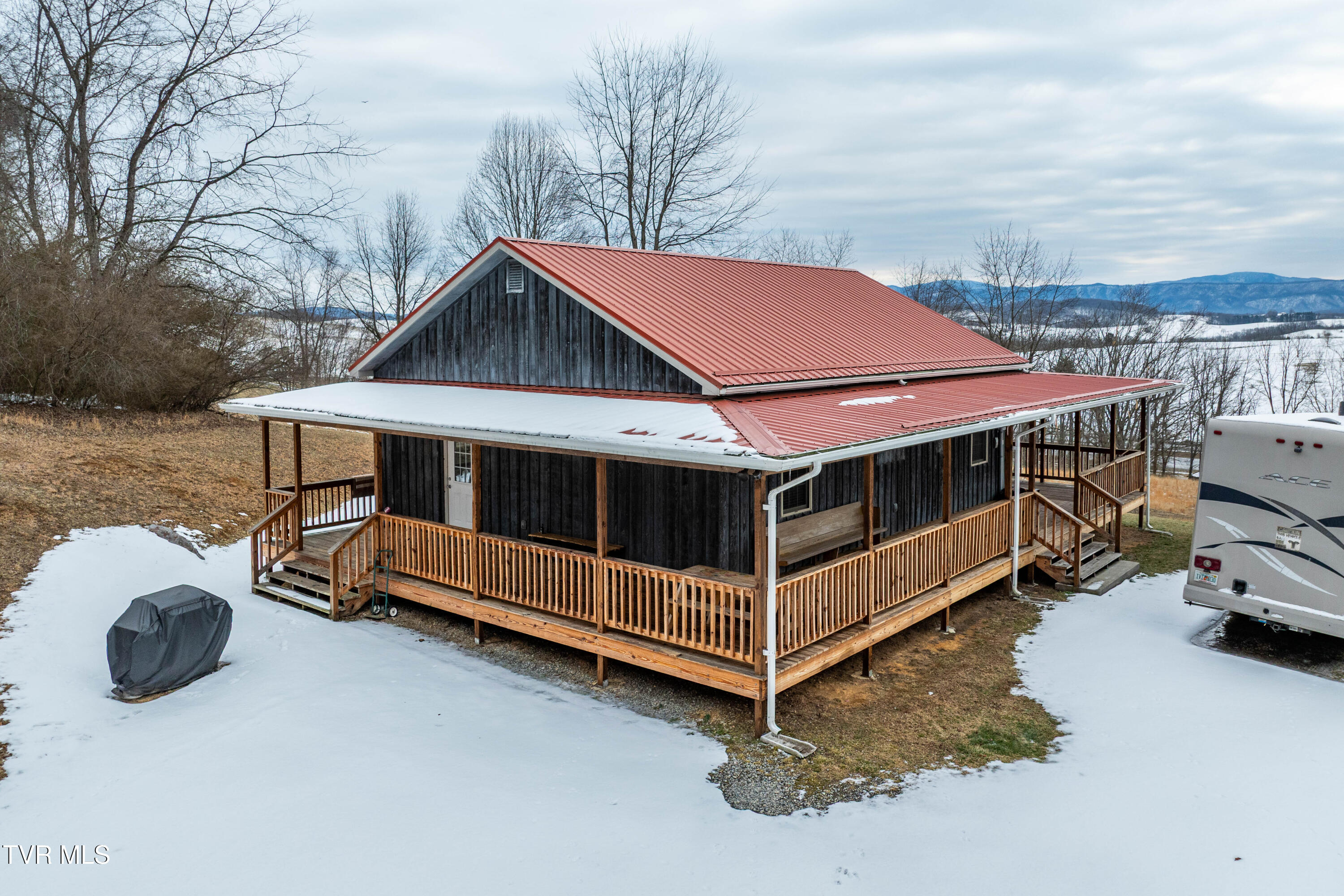 36091 Glove Drive Glade Spring, VA 24340 - Photo 21 of 70 36091 Glove Dr (20 of 70)