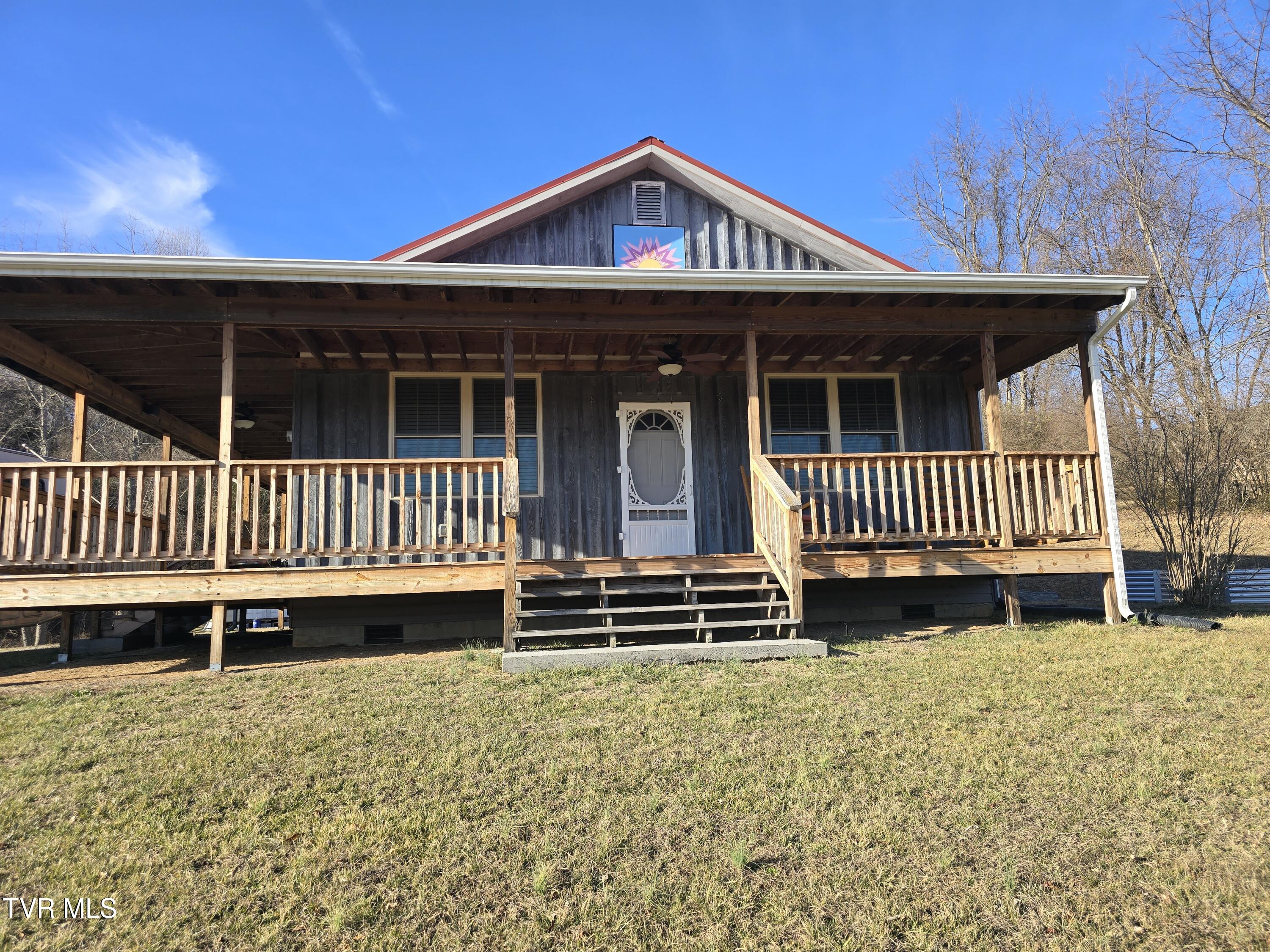 36091 Glove Drive Glade Spring, VA 24340 - Photo 23 of 25 20260123_154550