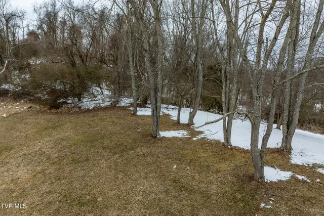 $288,000 | 36091 Glove Drive, Glade Spring, VA 24340