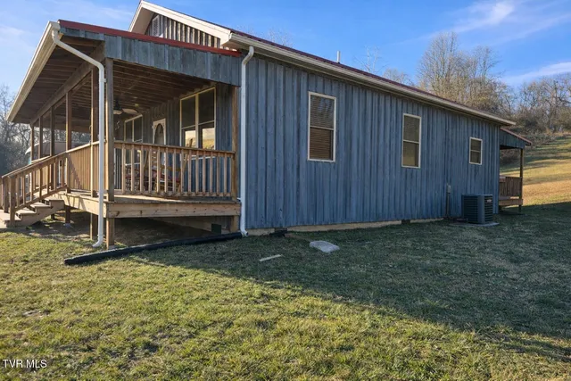 $288,000 | 36091 Glove Drive, Glade Spring, VA 24340