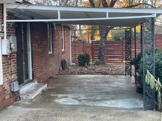 a view of a pathway of a house