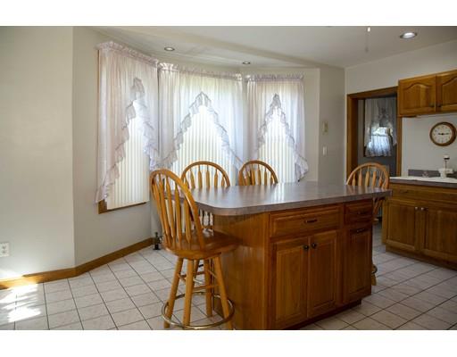 204 Sherman Road Somerset, MA 02726 - Photo 12 of 21 Gallery Image 12