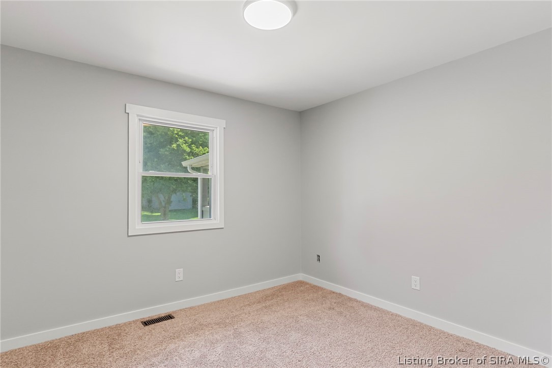 2037 Ridgewood Lane Madison, IN 47250 - Photo 14 of 27 Bedroom 1