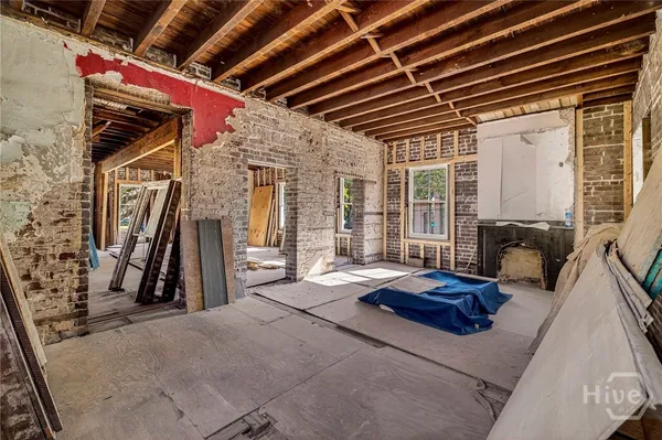 $3,500,000 | 127 East Gordon Street, Savannah, GA 31401