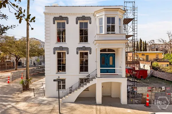 $3,500,000 | 127 East Gordon Street, Savannah, GA 31401