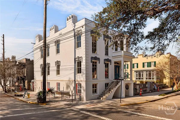 $3,500,000 | 127 East Gordon Street, Savannah, GA 31401