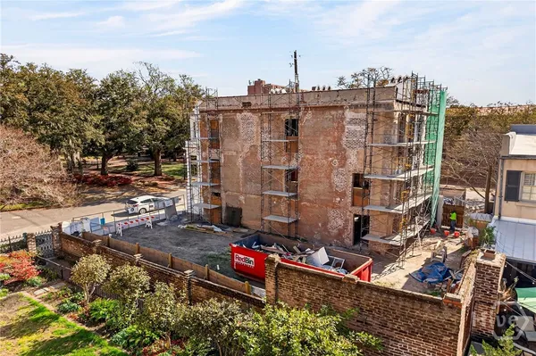 $3,500,000 | 127 East Gordon Street, Savannah, GA 31401