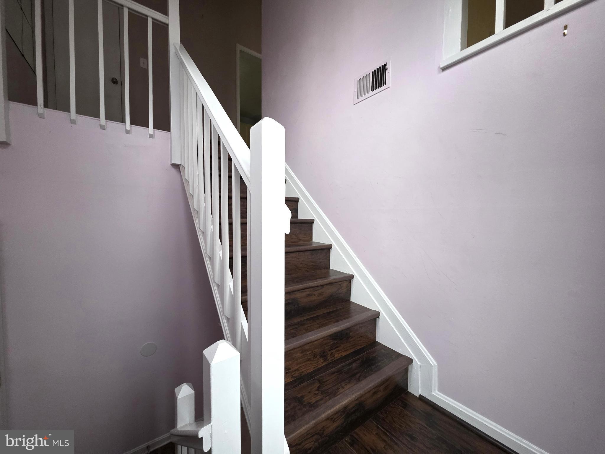 58 Windbrooke Circle, Unit 58 Gaithersburg, MD 20879 - Photo 20 of 28 a view of entryway