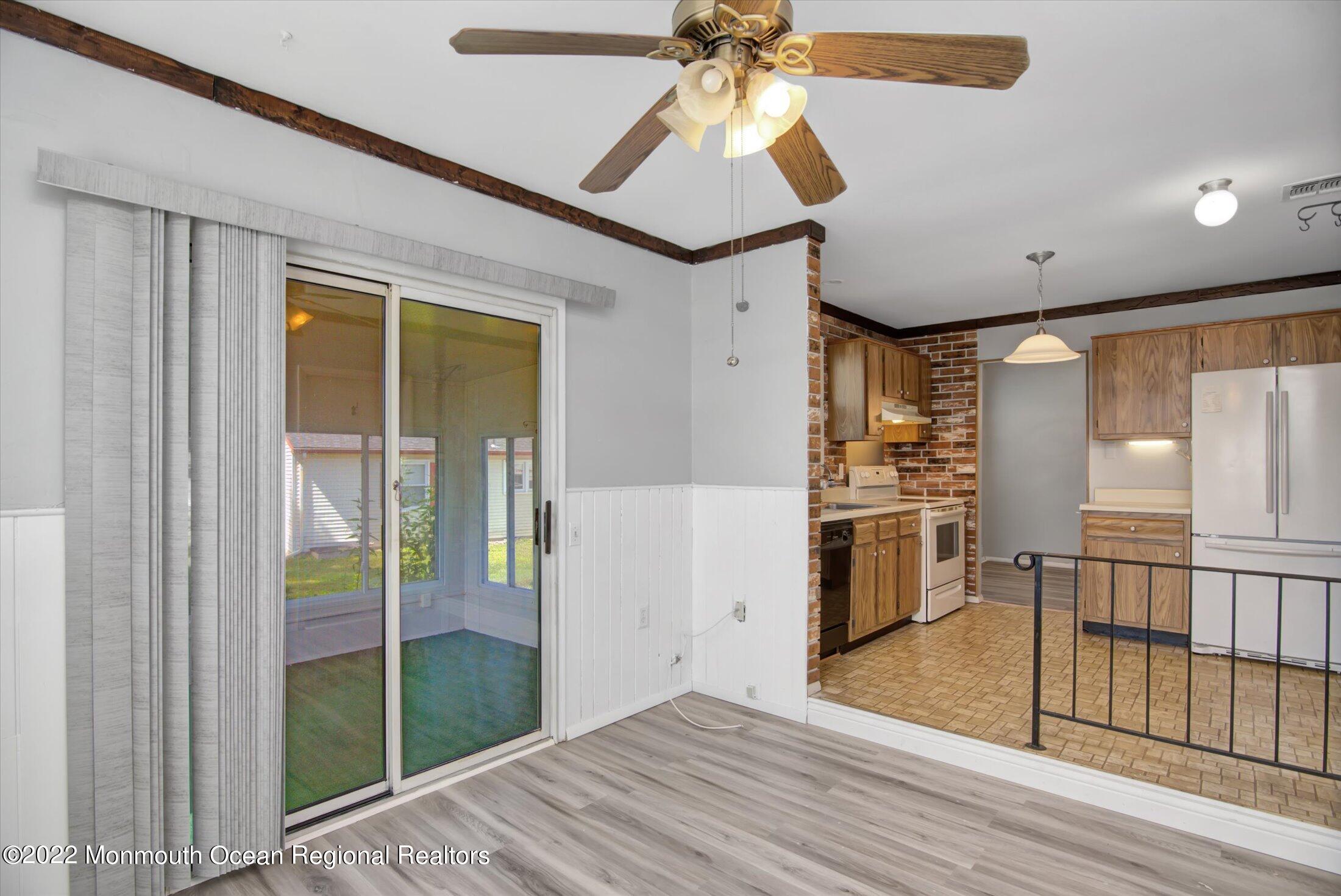 55 Hartford Road, Unit 73 Whiting, NJ 08759 - Photo 18 of 29 17-Family Room