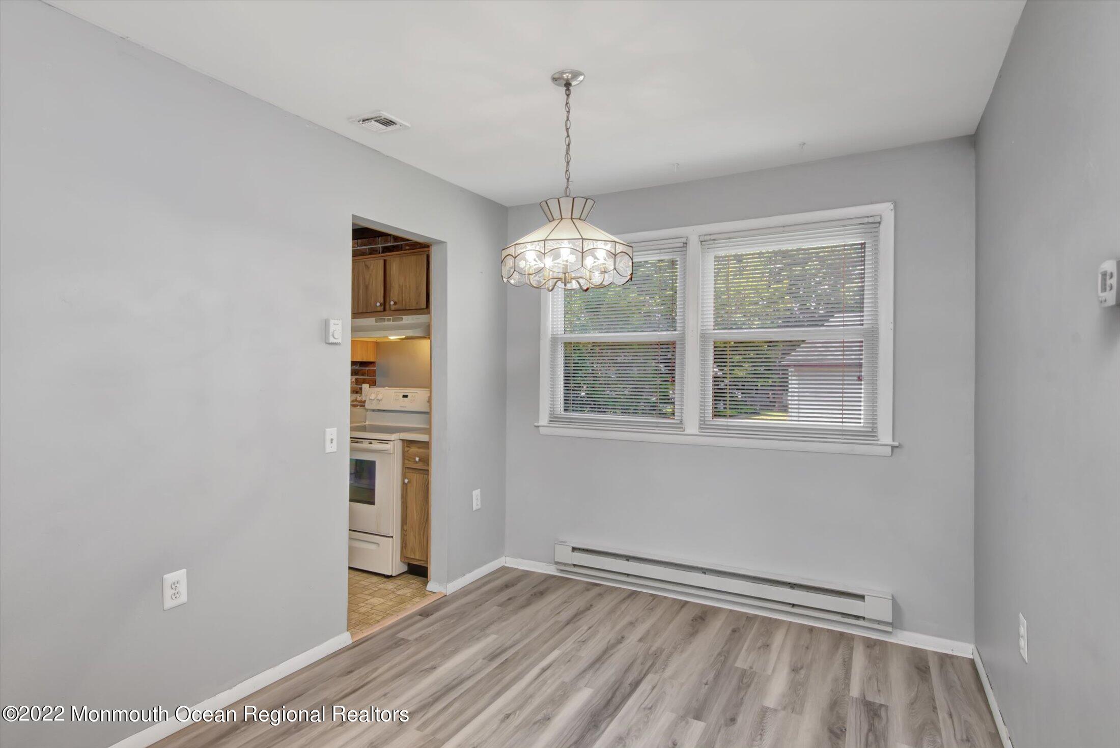 55 Hartford Road, Unit 73 Whiting, NJ 08759 - Photo 10 of 29 09-Dining Room