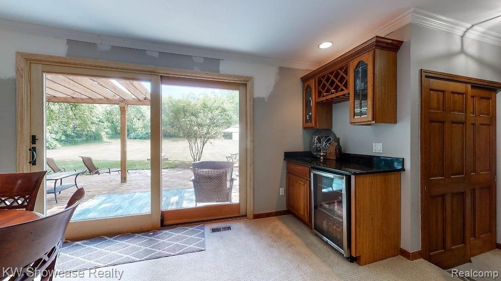 1230 East Maple Road Milford, MI 48381 - Photo 29 of 55 int-18-SMALL.jpg