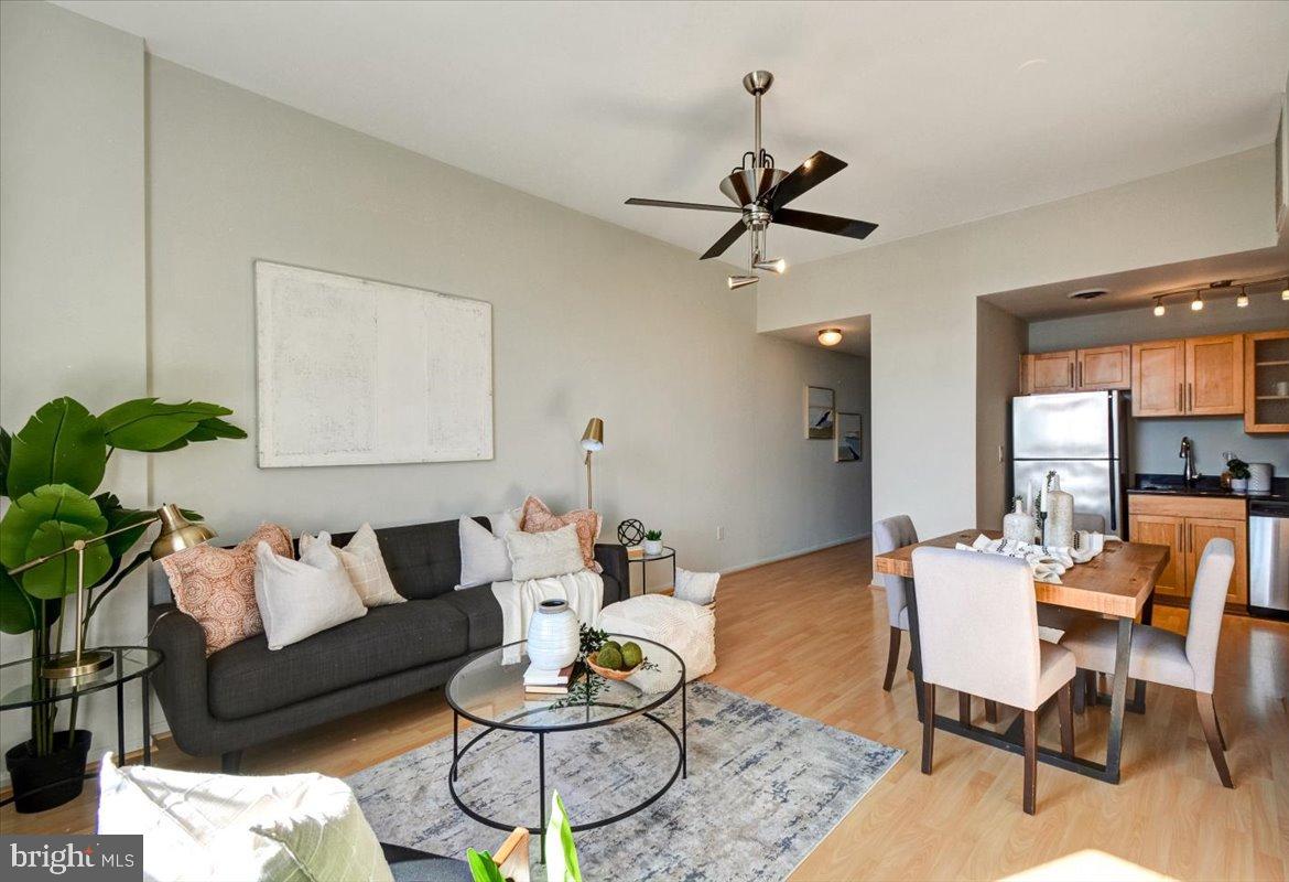 Living/Dining Area