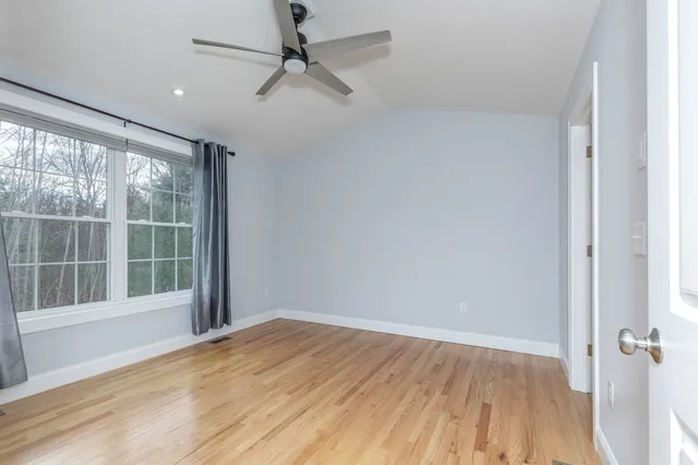 $599,000 | 40 B Brackett Lane, Hudson, NH 03051