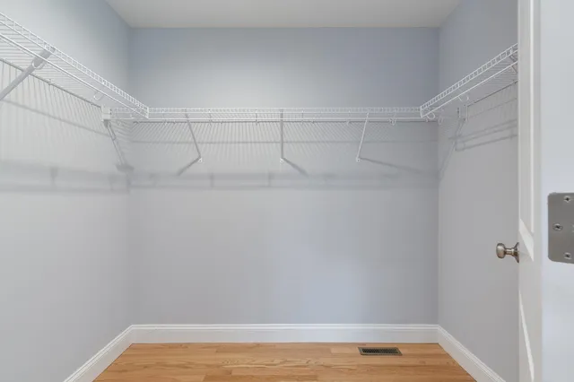 $599,000 | 40 B Brackett Lane, Hudson, NH 03051