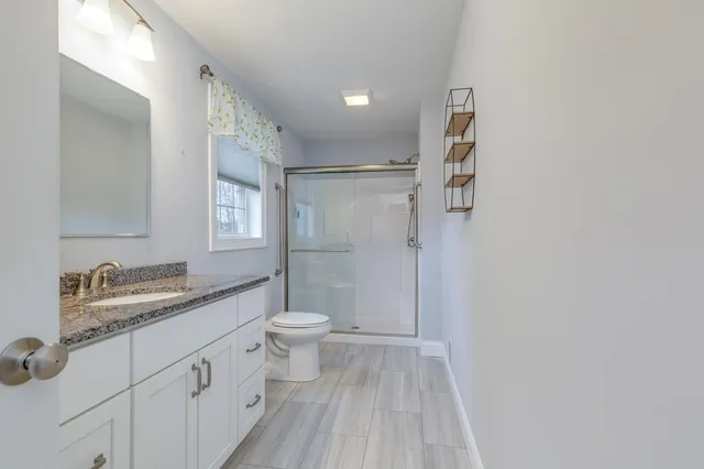 $599,000 | 40 B Brackett Lane, Hudson, NH 03051