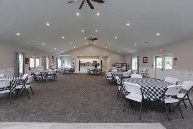 $599,000 | 40 B Brackett Lane, Hudson, NH 03051