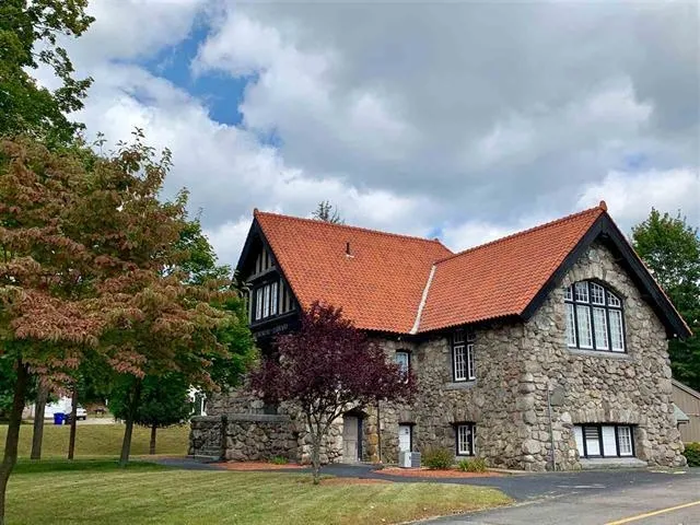 $599,000 | 40 B Brackett Lane, Hudson, NH 03051