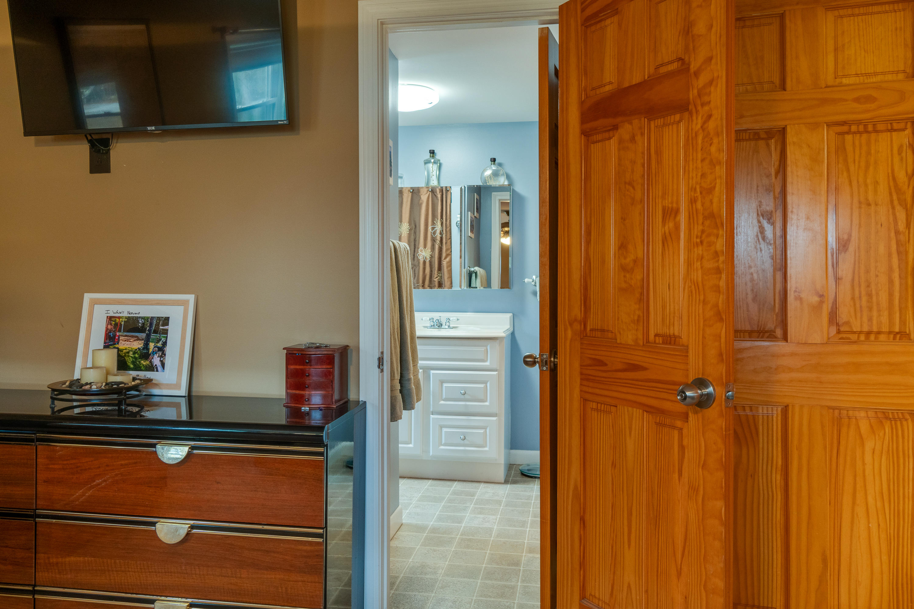 411 Foreside Road Topsham, ME 04086 - Photo 39 of 53 Master Bath