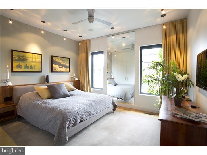 818 North 27th Street Philadelphia, PA 19130 - Photo 11 of 23 Master Bedroom