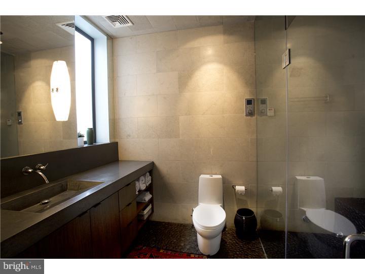 818 North 27th Street Philadelphia, PA 19130 - Photo 13 of 23 Master Bathroom
