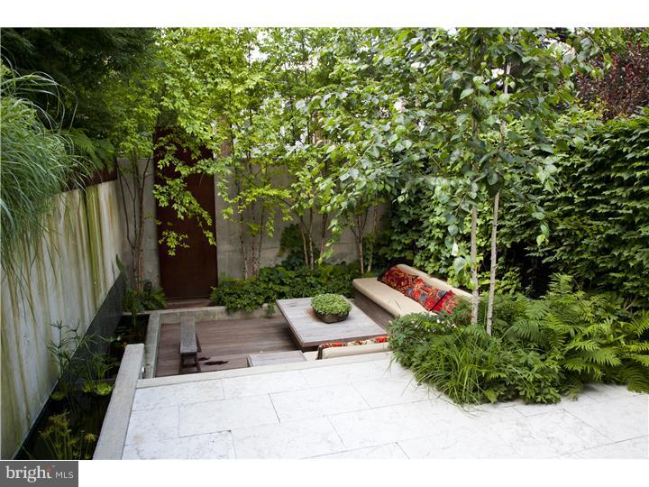 818 North 27th Street Philadelphia, PA 19130 - Photo 18 of 23 Back Yard