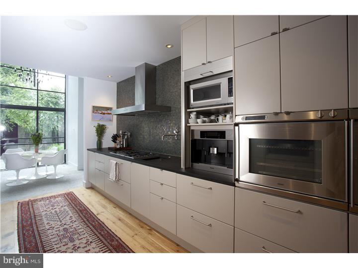 818 North 27th Street Philadelphia, PA 19130 - Photo 6 of 23 Kitchen