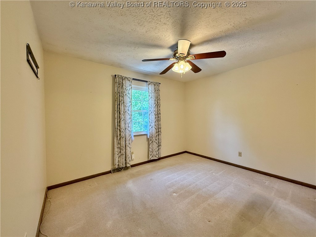 16 Barrington Road Nitro, WV 25143 - Photo 17 of 46 Gallery Image 17