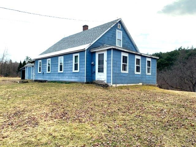 925 Logging Trail Lisbon, NH 03585 - Photo 2 of 12