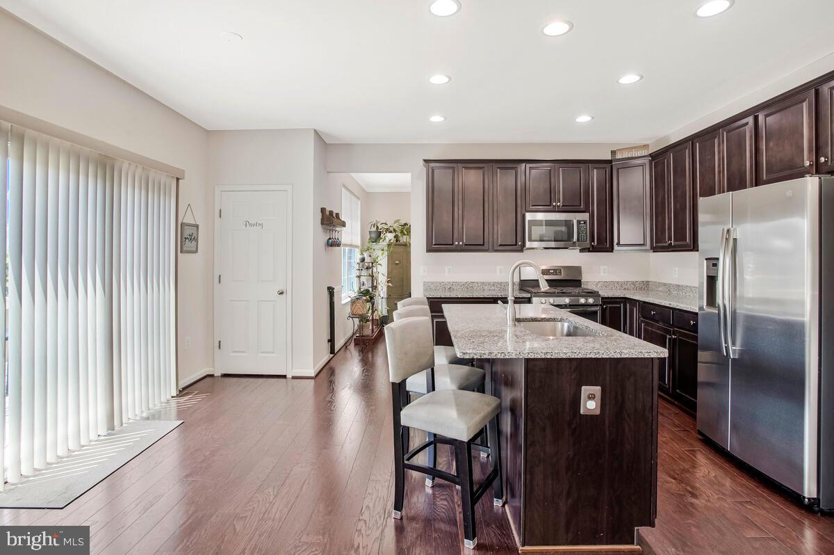15801 Aerial View Road Woodbridge, VA 22193 - Photo 15 of 52 Kitchen
