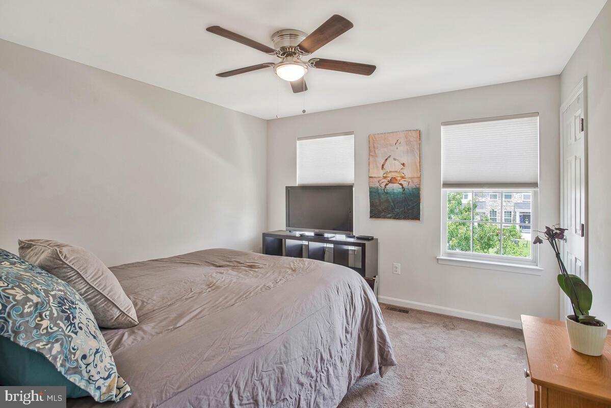 15801 Aerial View Road Woodbridge, VA 22193 - Photo 29 of 52 Second Bedroom
