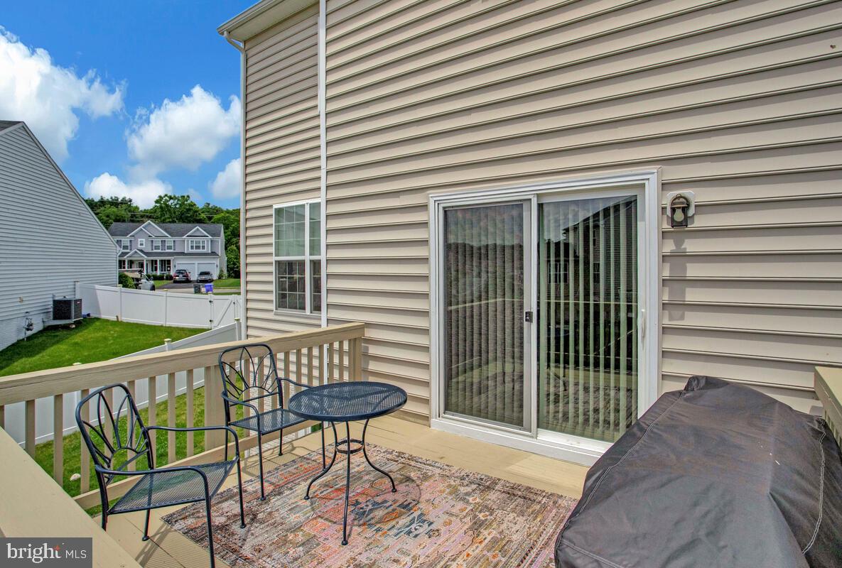 15801 Aerial View Road Woodbridge, VA 22193 - Photo 47 of 52 Patio