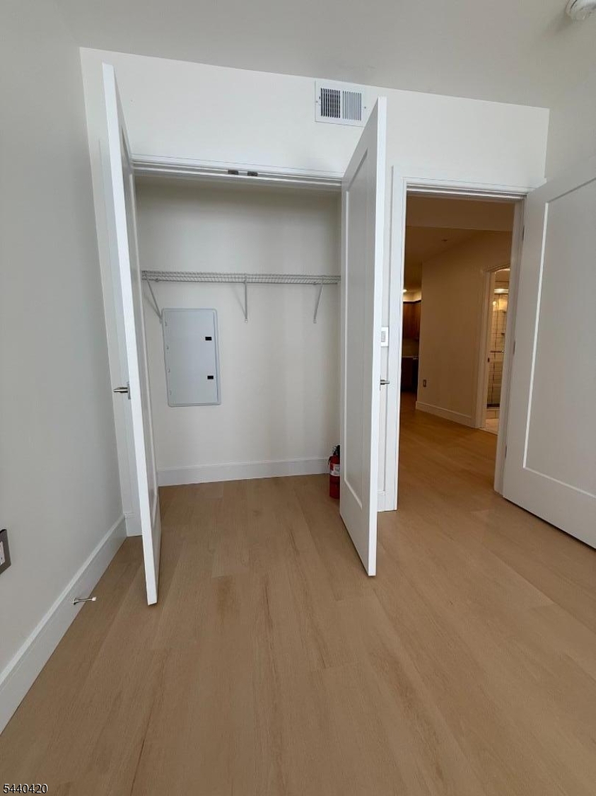 627 Valley Road, Unit B Montclair, NJ 07043 - Photo 12 of 39