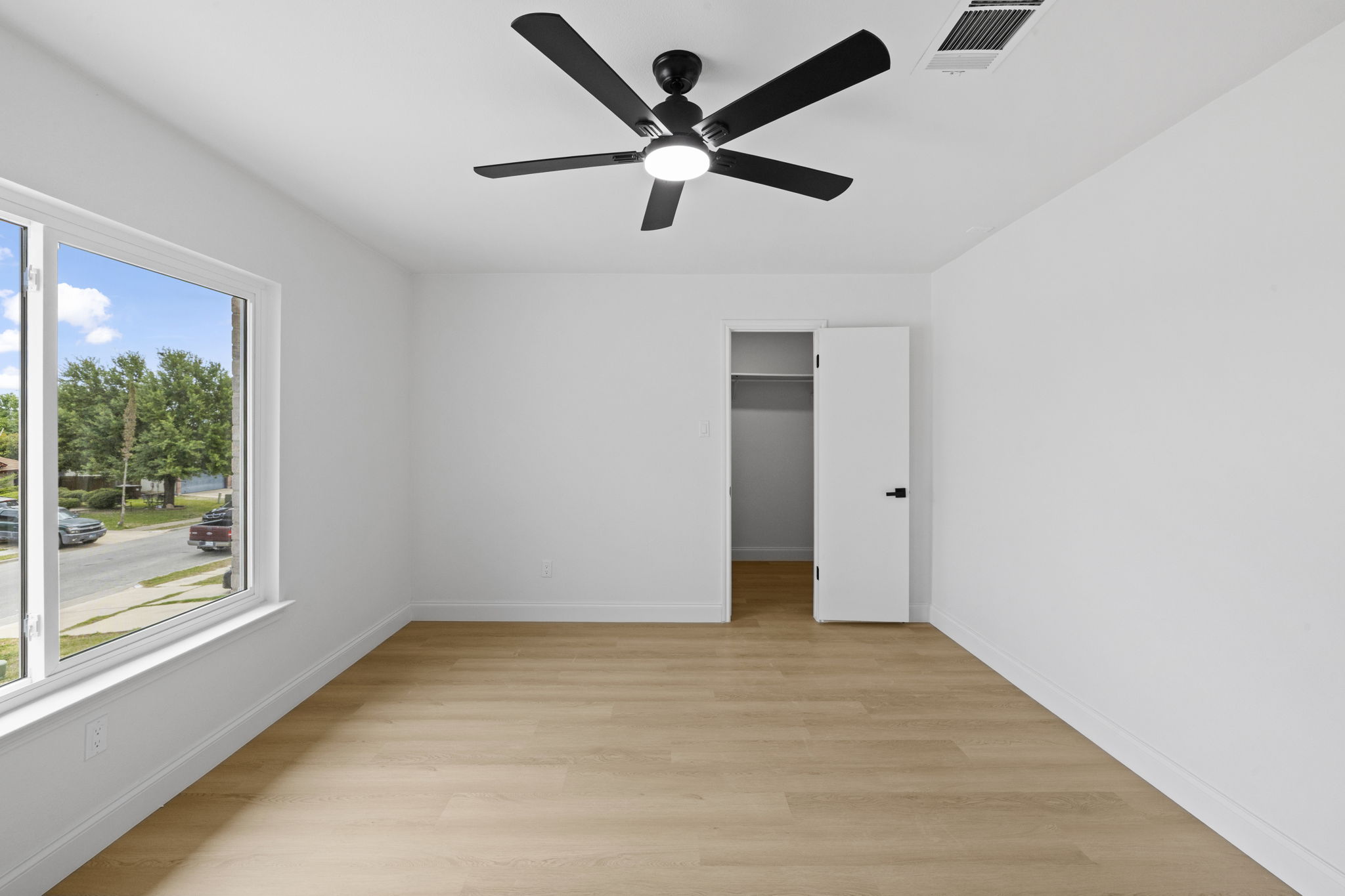 3722 Blue Cat Way Round Rock, TX 78665 - Photo 32 of 40 a view of empty room with wooden floor