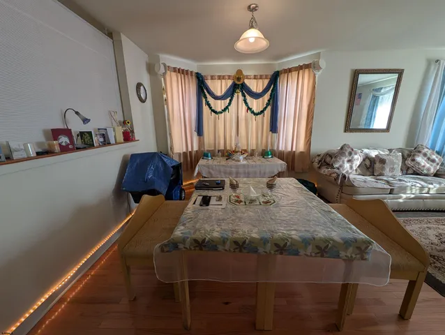a view of a livingroom and dining room
