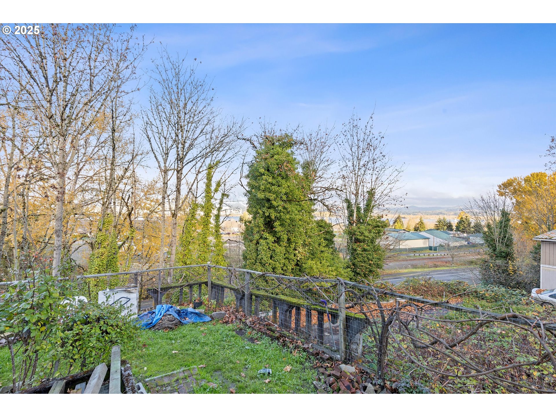 808 West A Street Rainier, OR 97048 - Photo 14 of 41