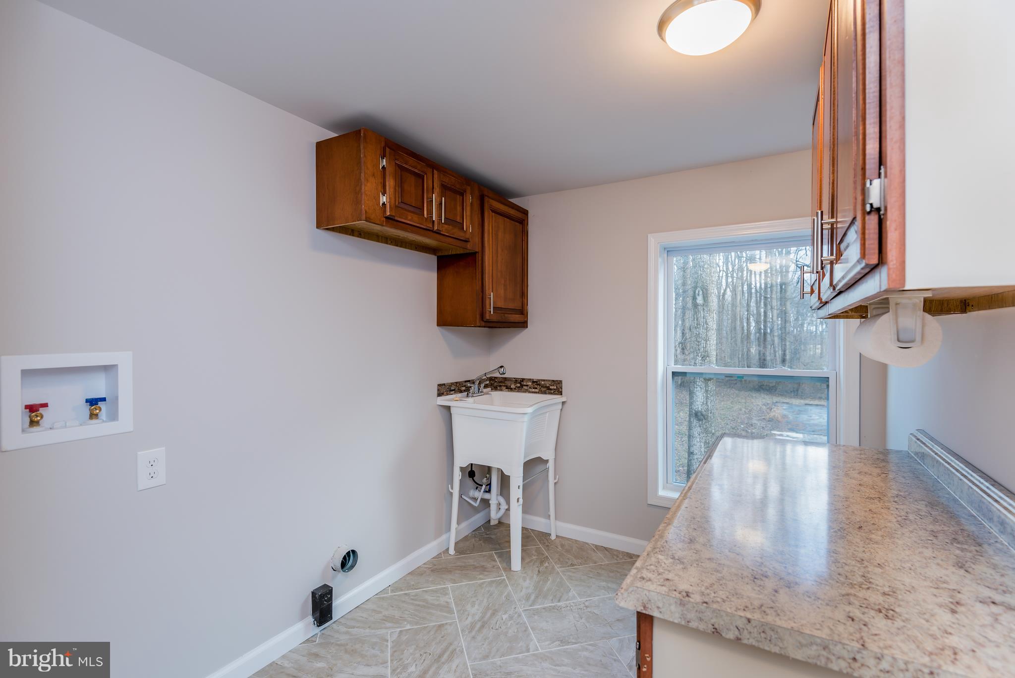 144 Red Tank Road Boiling Springs, PA 17007 - Photo 18 of 28 Laundry Room
