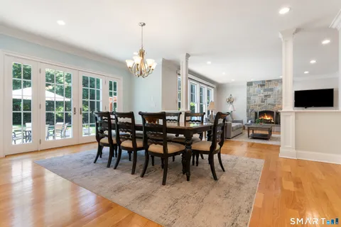 $2,249,000 | 2 Deerfield Road, Wilton, CT 06897