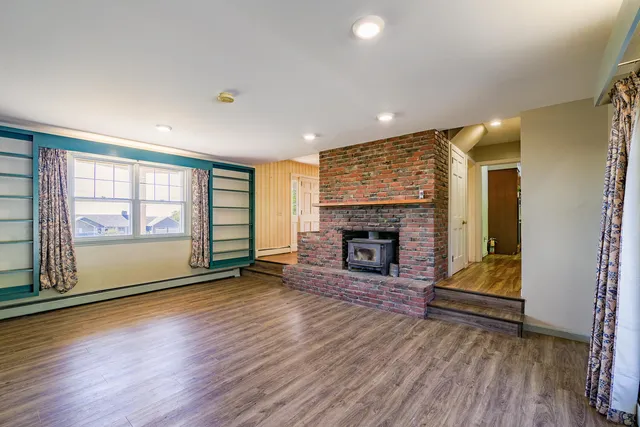 $379,900 | 54 Pine Ledge Road, Bangor, ME 04401