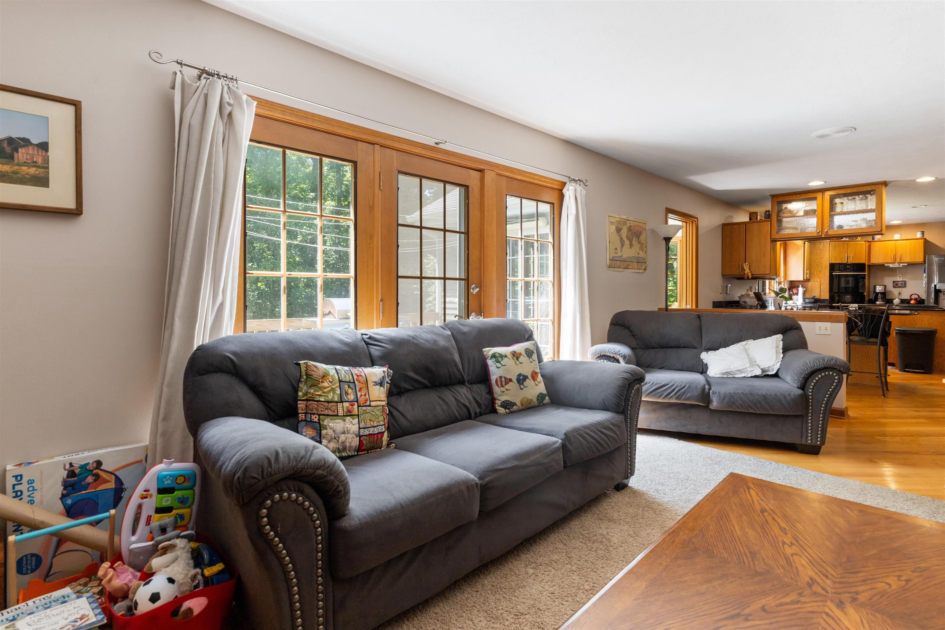 10959 Hamborg Road Roscoe, IL 61073 - Photo 9 of 58
